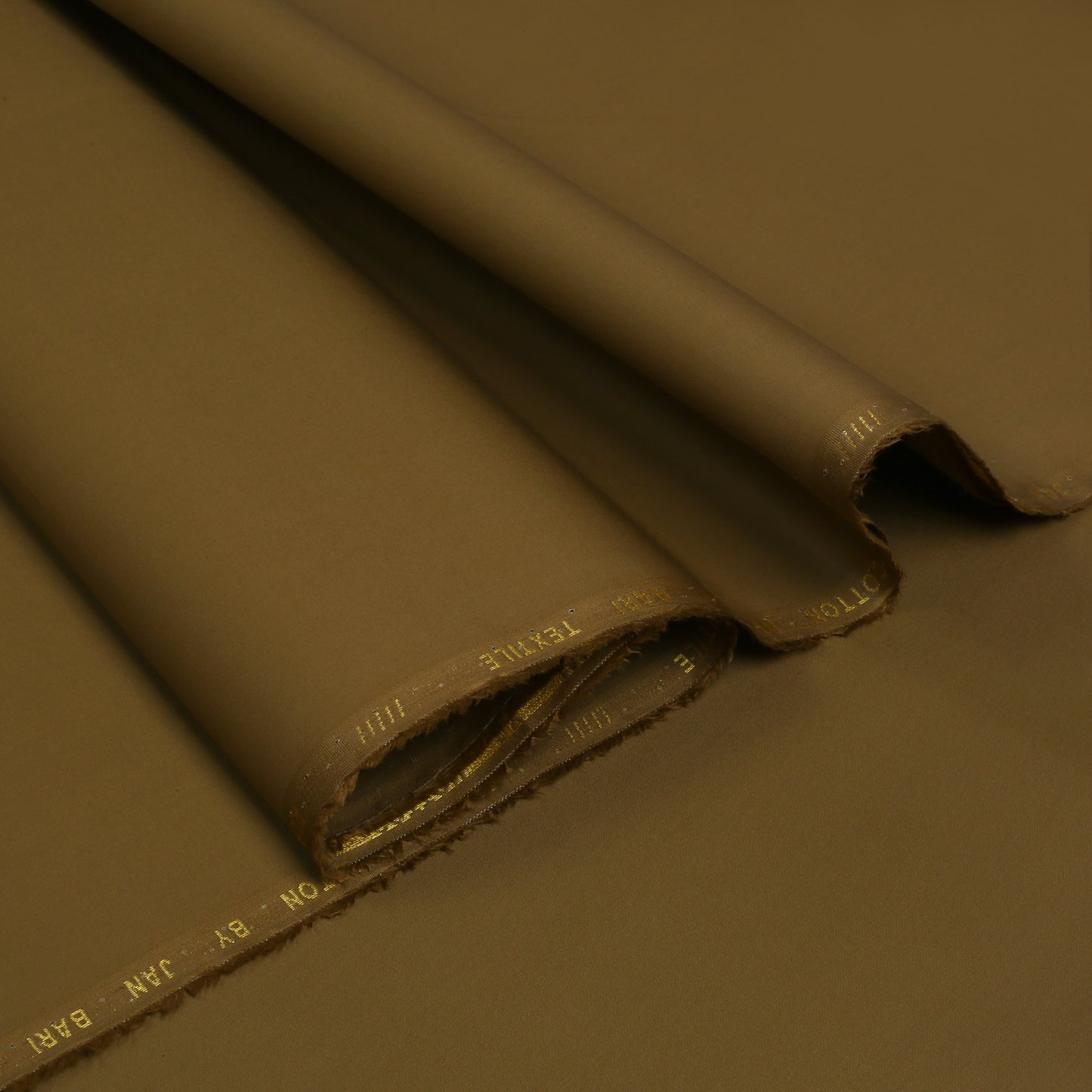 Serene Latha | Silver Aura Edition